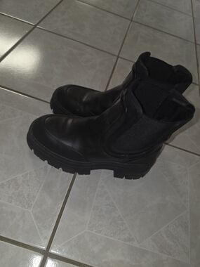 H&M Black Chunky Platform Chelsea Boots